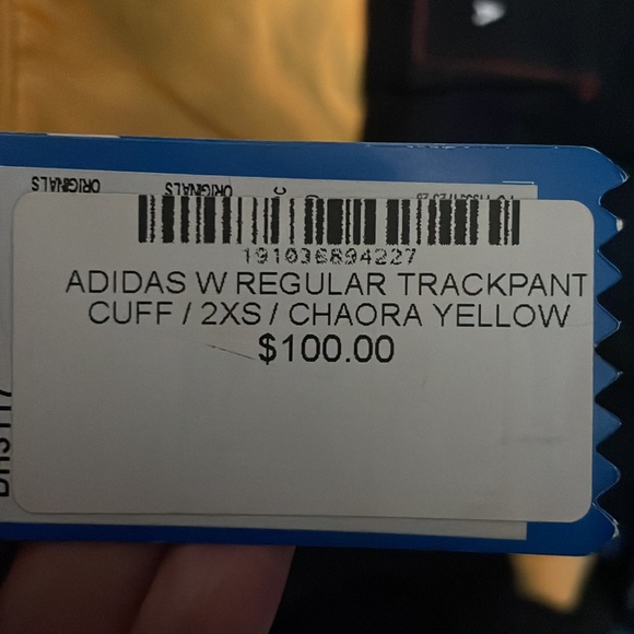 Women’s 2XS - Adidas Yellow Suede Joggers - Picture 6 of 6